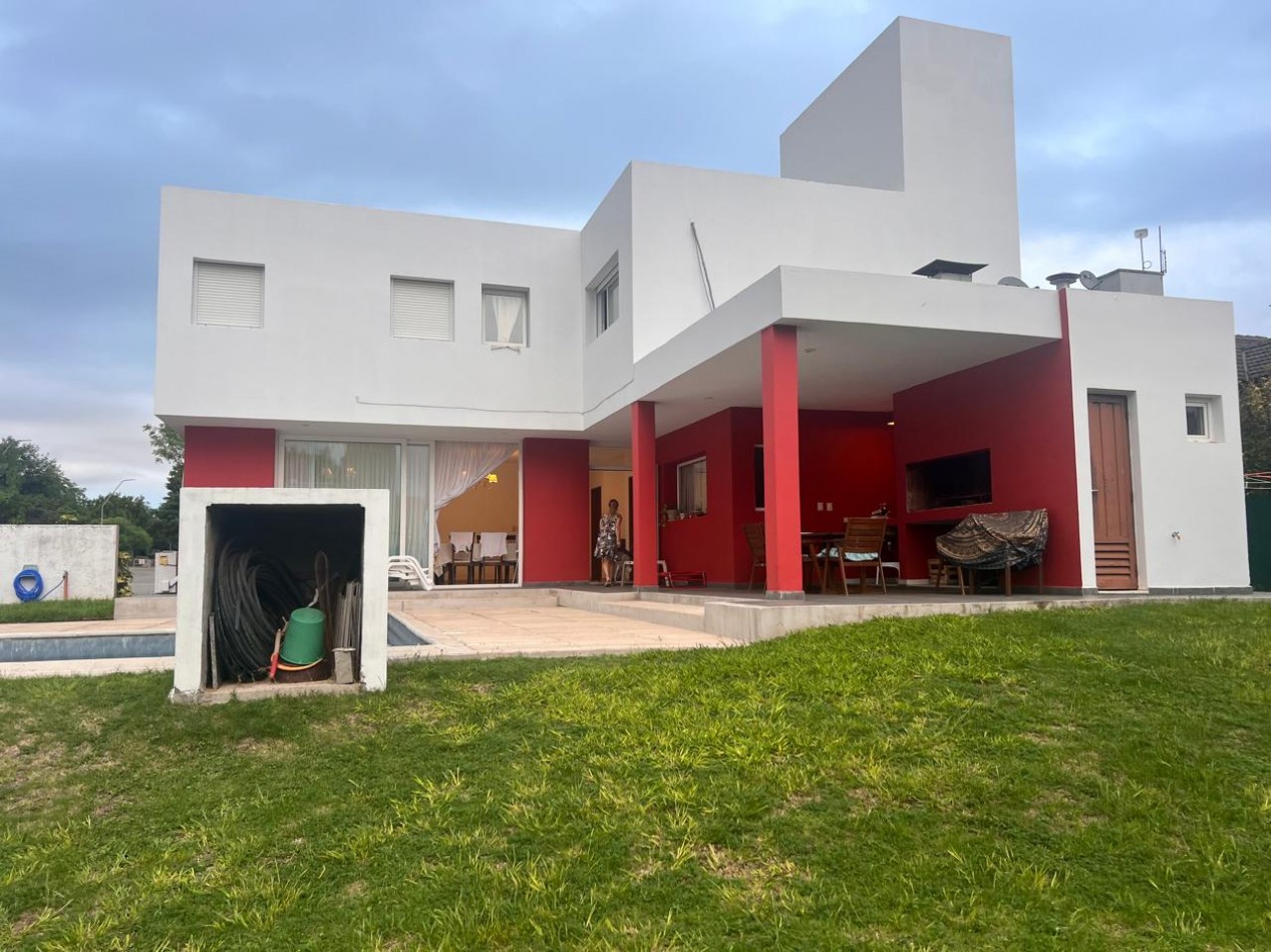 Venta Casa Esquina 