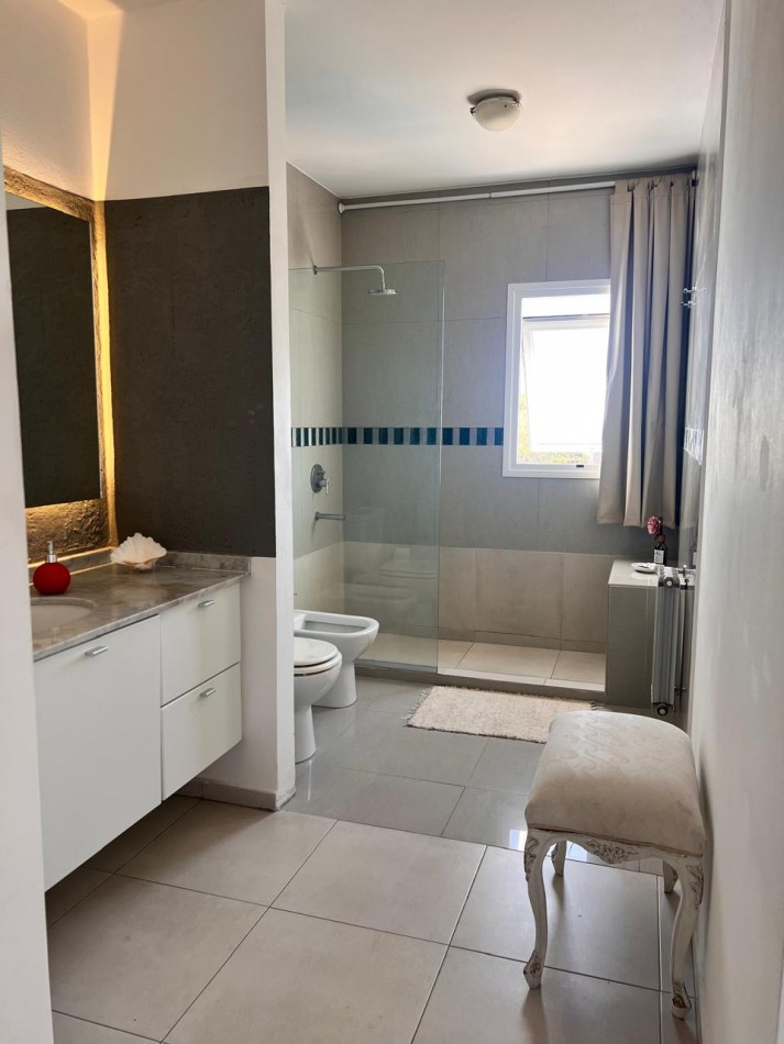 Venta Casa Esquina 