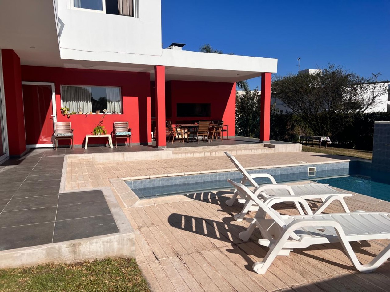 Venta Casa Esquina 
