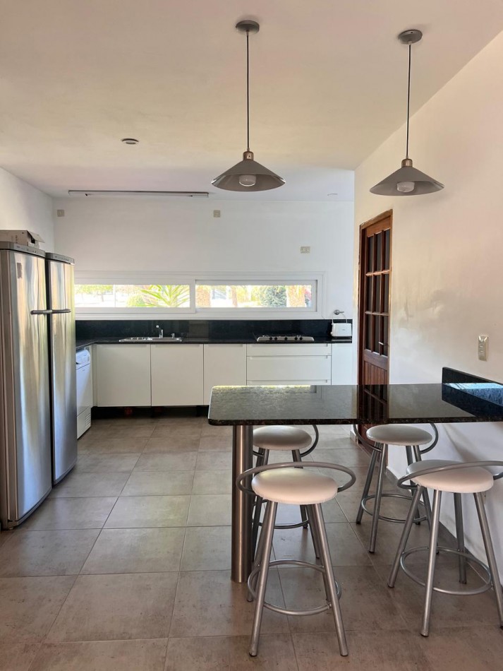 Venta Casa Esquina 