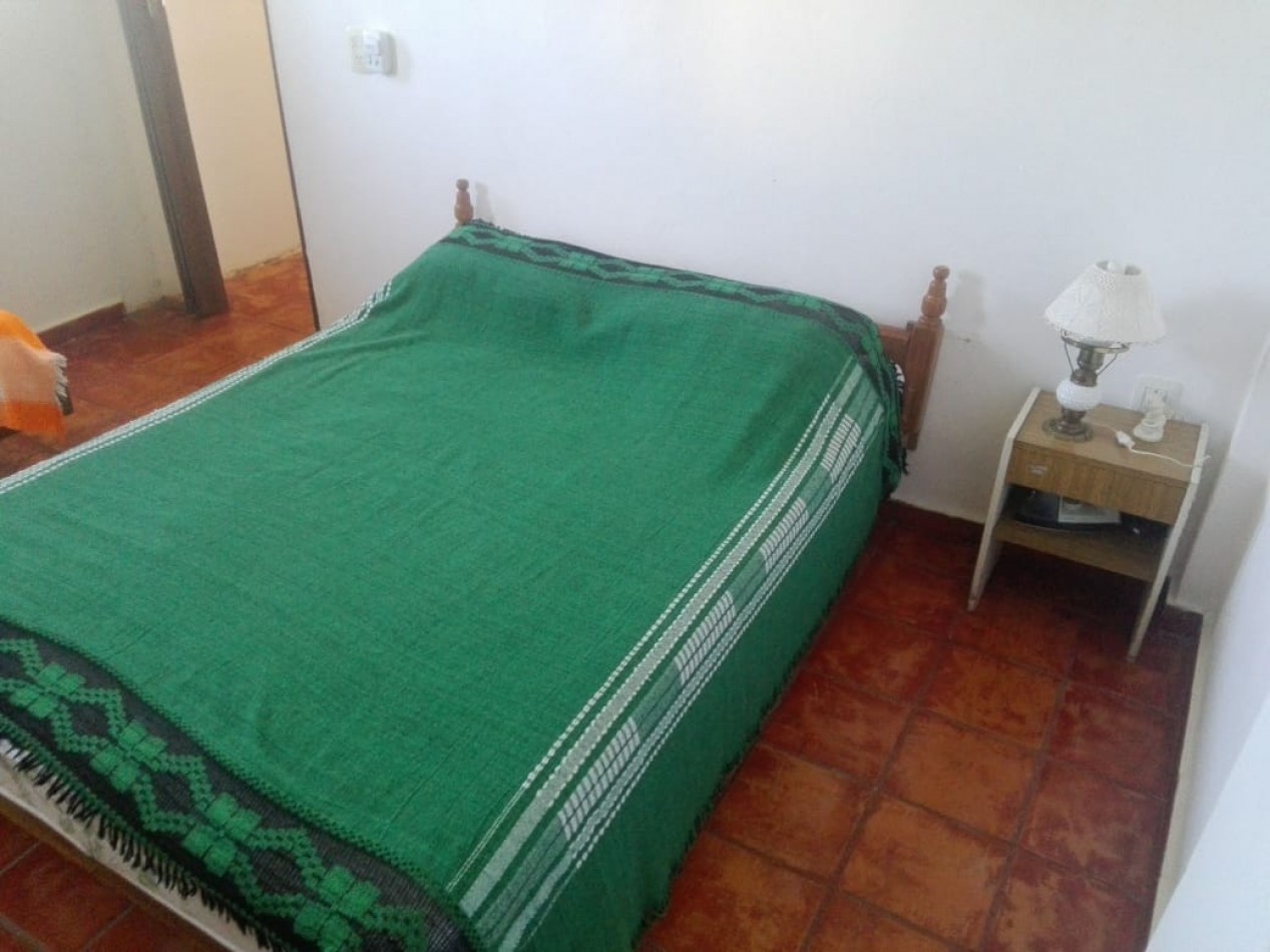 Casa con pileta en Parque Siquima