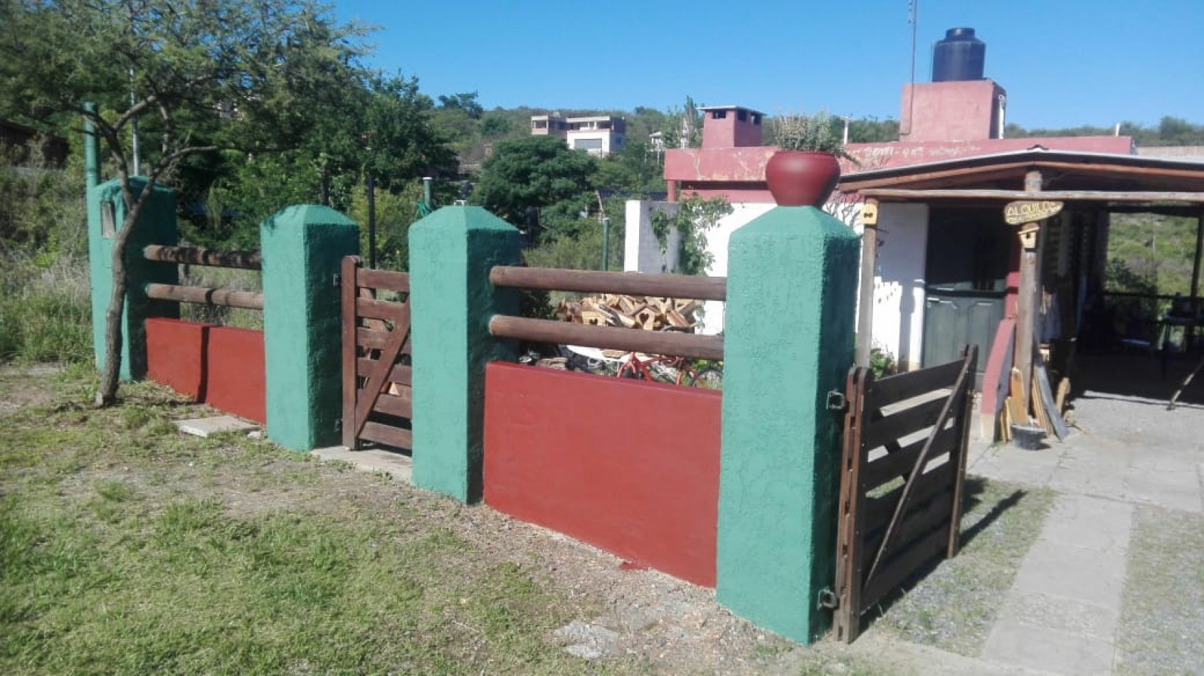 Casa con pileta en Parque Siquima