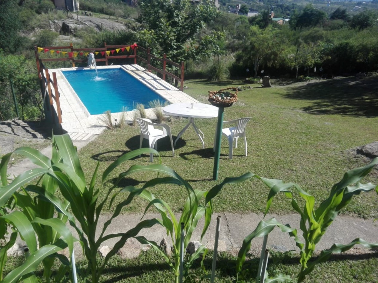 Casa con pileta en Parque Siquima