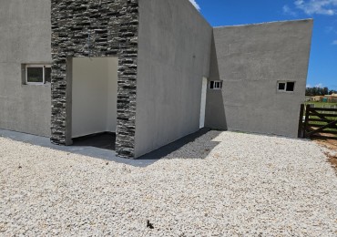 Casa a estrenar 4 amb. En Haras del Mar c/ cochera