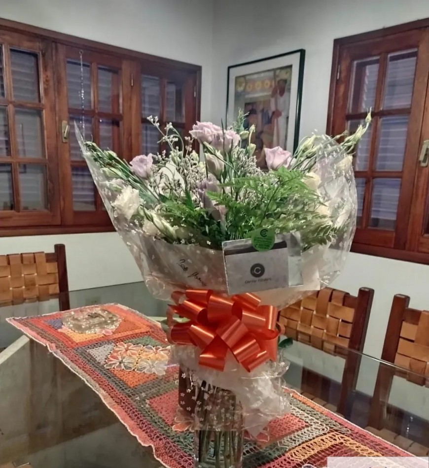 VENDO Casa APTO CREDITO Casa de categoria a minutos del centro - Seguridad, confort y pileta