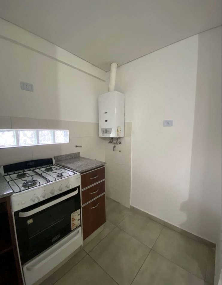 Alquilo Dpto 1 Dorm. C placard. + Sum. Asador 