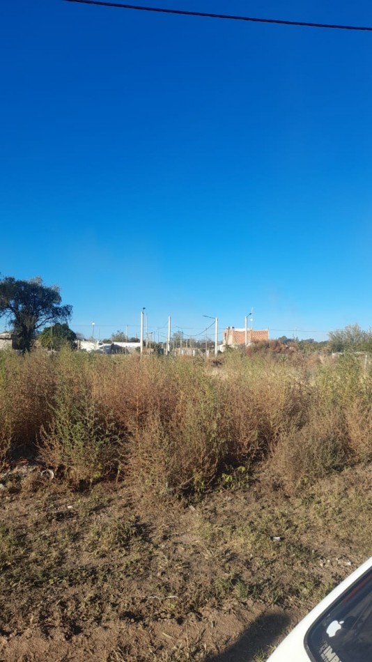 VENDO LOTE EN CALDENES DEL OESTE