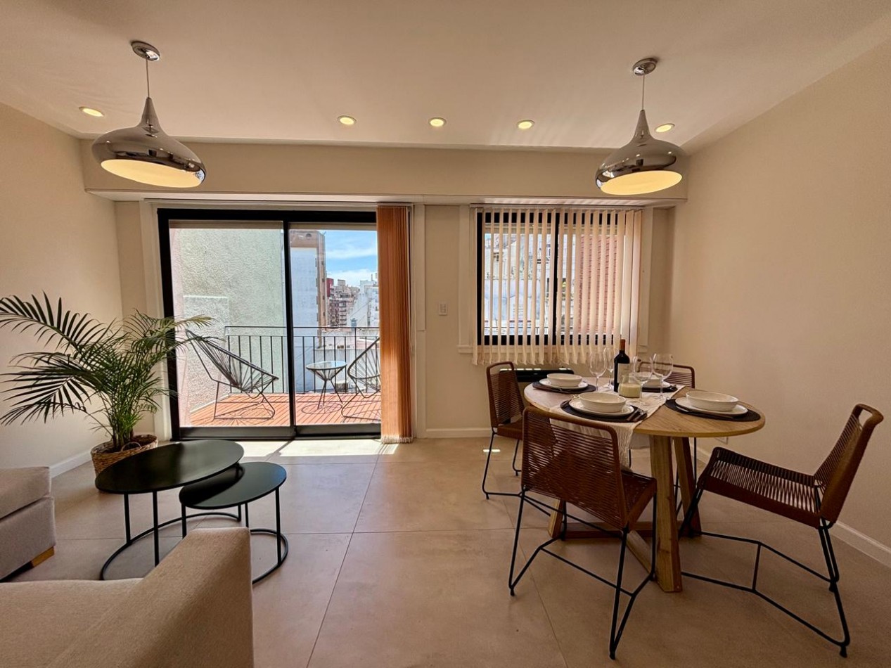 DEPARTAMENTO 3 AMB CON BALCON TERRAZA Y DEPENDENCIA DE SERVICIO EN EL CENTRO