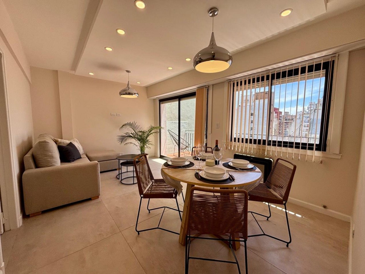 DEPARTAMENTO 3 AMB CON BALCON TERRAZA Y DEPENDENCIA DE SERVICIO EN EL CENTRO