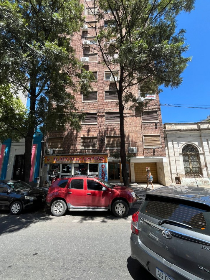 DEPARTAMENTO B° GENERAL PAZ - 3 DORMITORIOS - 2 BAÑOS - COCHERA - APTO CREDITO