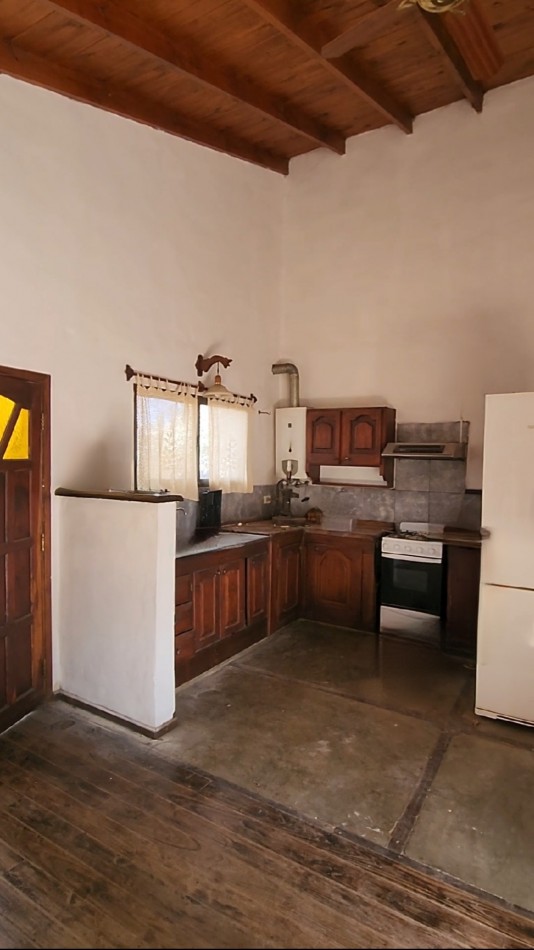 VENTA CASA 3 DORMITORIOS  ZONA CENTRO VILLA GENERAL BELGRANO A 100 MTS DE LA TERMINAL