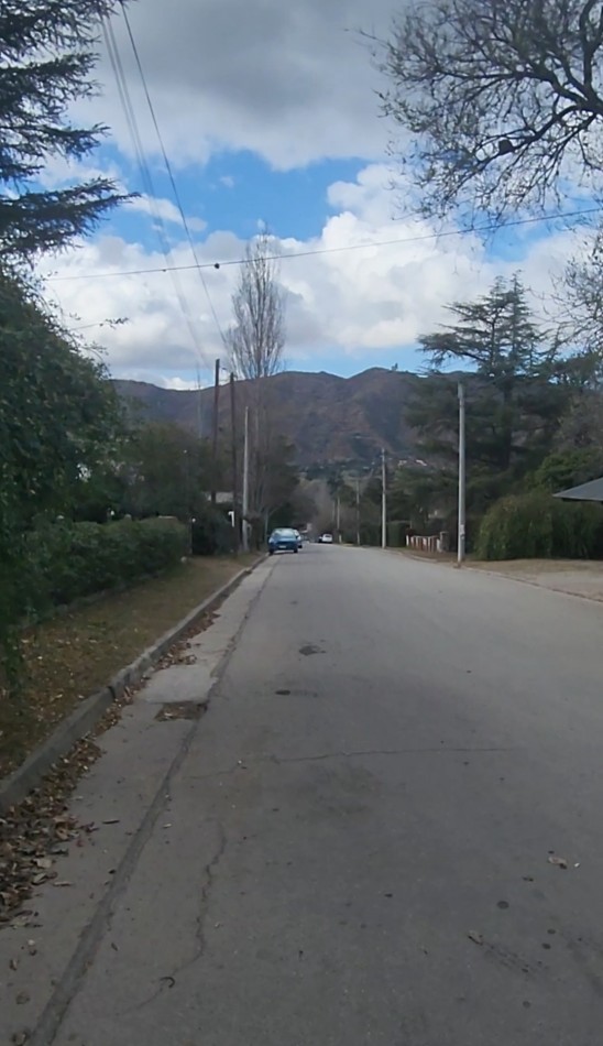 VENTA CASA 3 DORMITORIOS  ZONA CENTRO VILLA GENERAL BELGRANO A 100 MTS DE LA TERMINAL