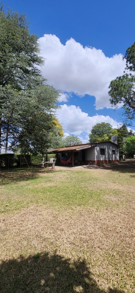 Venta casa 2 dormitorios lote esquina amplio parque 
